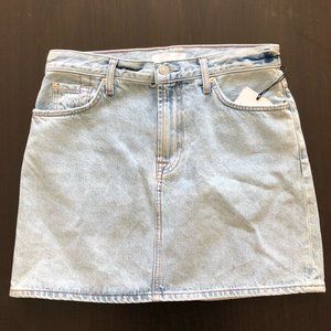 7 For All Mankind Denim Mini Skirt Size 27 NWT!